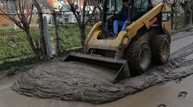 Manisa'yı sel vurdu