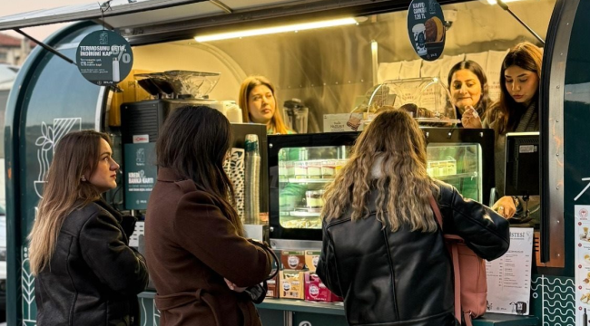 Niobe.co mobil kahve aracı, Akhisar'da hizmete başladı