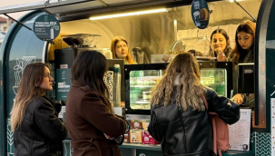 Niobe.co mobil kahve aracı, Akhisar'da hizmete başladı