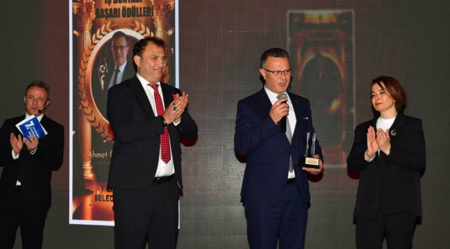 Öküzcüoğlu,yılın başarılı belediye başkan seçildi