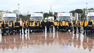 8 ilçeye verilen 8 yeni ambulans için teslim töreni düzenlendi