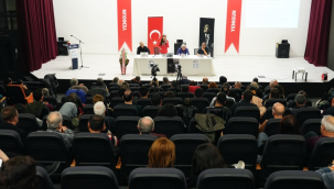 Adil dönüşüm ve yaşanabilir kent arayışı söyleşisi Soma'da yapıldı