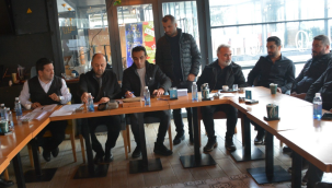 Akhisarlı Müteahhitler başkanını seçti