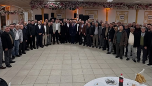 AKP il başkanı Turgut 87 mahalle başkanlarıyla bir araya geldi