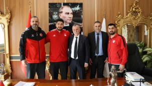 Avrupa şampiyonu ve dünya üçüncüsü Yunusemre belediyespor'da