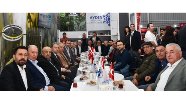 Aydın 13.uluslararası tarım fuarına katılan TUTSO başkanı Aydın sektör temsilcileriyle bir araya geldi