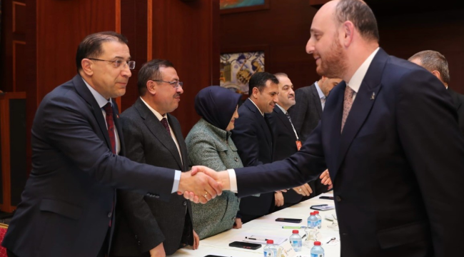 Başkan Turgut daraltılmış il başkanları toplantısına katıldı