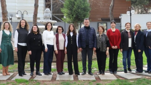 Belediye başkan eşleri Alaşehir'de