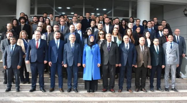 CBÜ'de "3. inovasyon ve teknoloji ödülleri" töreni