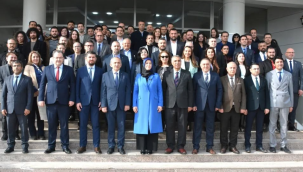 CBÜ'de "3. inovasyon ve teknoloji ödülleri" töreni