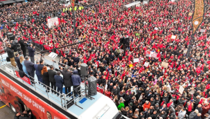 CHP Lideri Özel çiftçi borçları ve mazot fiyatları üzerinden hükümete yüklendi seçim çağrısı yaptı