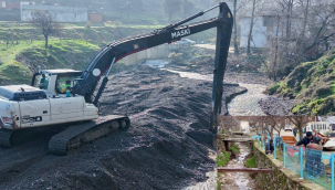 Çocukların can güvenliği için dere kenarlarına korkuluk montajı