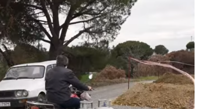 Gördes'te 6 bin kişinin kullandığı 40 yıllık yol trafiğe açıldı