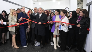  Hayatın içinden kadın fotoğrafları sergisi açıldı