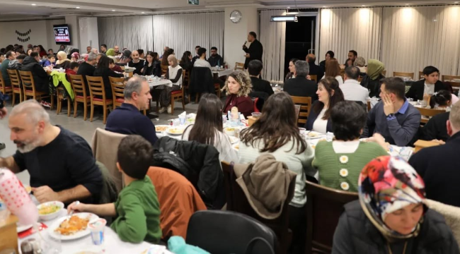 İftara Akhisar ve Kula personeli de katıldı