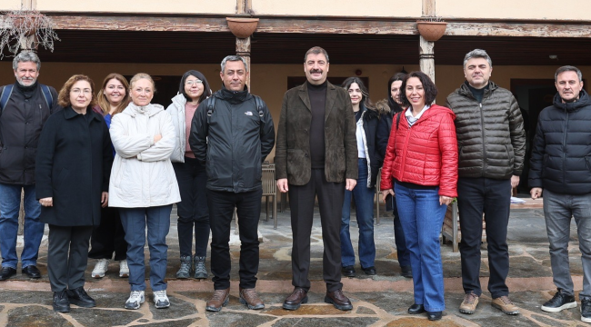 İzmir 2 numaralı kültür varlıklarını koruma kurulu üyeleri Kula'da