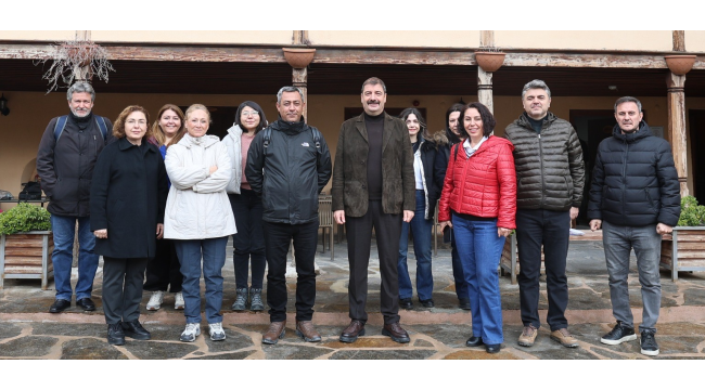 İzmir 2 numaralı kültür varlıklarını koruma kurulu üyeleri Kula'da