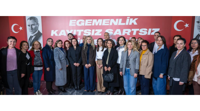 Manisa'dan başkan eşleri de katıldı