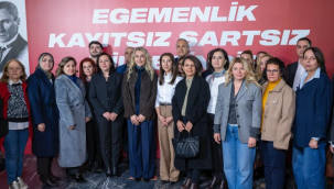 Manisa'dan başkan eşleri de katıldı