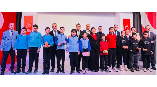 Okullar arası bilim kâşifleri bilgi yarışması finali 