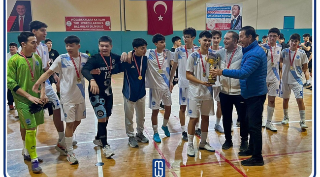 Özel MOSTEM lisesi futsal takımı Manisa şampiyonu oldu