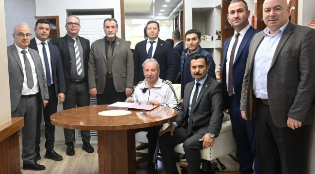 Salihli'de işçileri sevindiren toplu sözleşme imzalandı