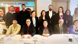  Şehzadeler ve Yunusemre ilçe yöneticilerine parti eğitimi