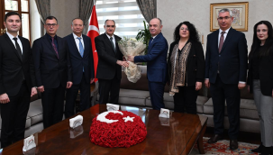 Vali Özkan vergi haftasını kutladı