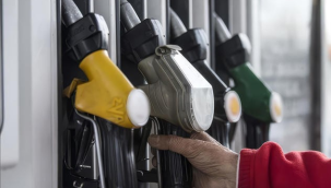 Akaryakıt fiyatlarında geçici olarak eşel mobil sistemi devreye alındı