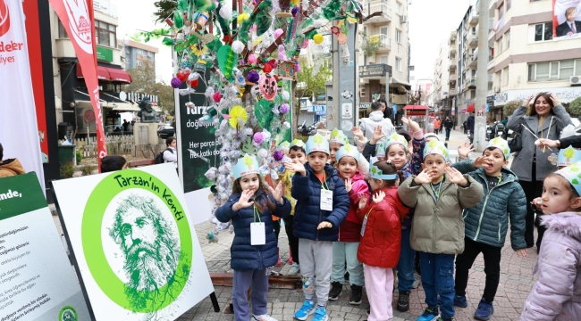 Atıklar "atık ağacı"na dönüştürülerek farkındalık oluşturuldu