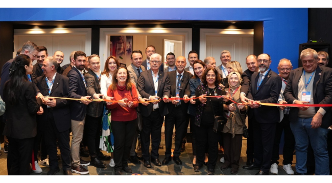 Başkan Mutlu vitrin avantaj günleri açılış törenine katılım sağladı