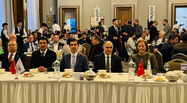 CHP yöneticileri MÜSİAD iftarına katıldı