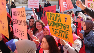 DİSK tarafından düzenlenen muhteşem 8 mart dünya kadınlar yürüyüşü