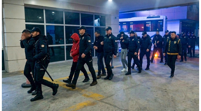  Dolandırıcılık şebekesi çökertildi!10 kişi tutuklandı