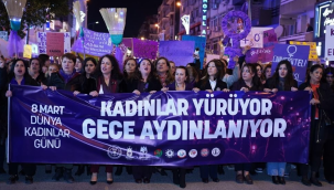 Kadınlar Manisa'da alanları doldurdu