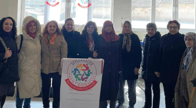 Karaağaçlı'da kadınlara sağlık semineri