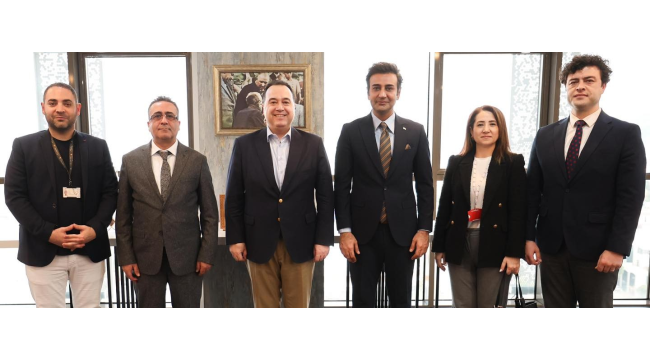 Kızılay yöneticileri başkan Dutlulu'yu ziyaret etti