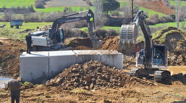 Kula Bebekli mahalle köprüsü yapımı tamamlandı