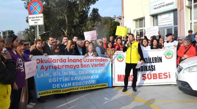 Laik eğitim isteyen onbinler alanlara çıktı