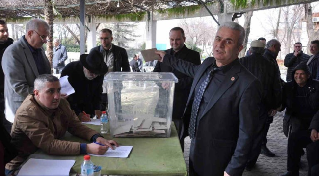 Mehmet Koruk Salihli muhtarlar derneği başkanı oldu