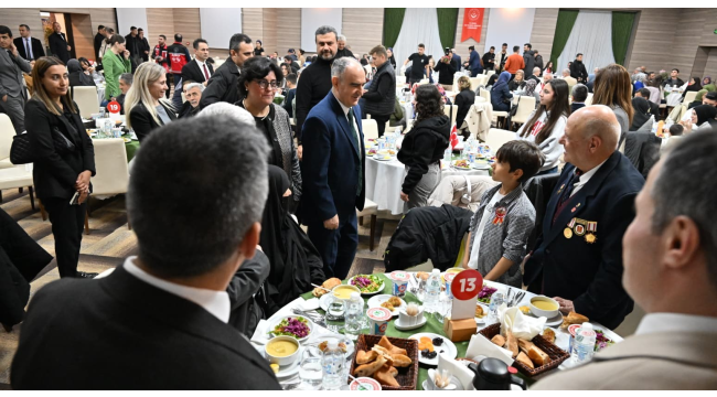 Şehit aileleri ve Gazileri onuruna iftar 