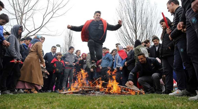 Siyasilerden peş peşe Nevruz mesajları