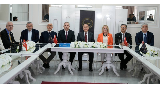 Ülkede hukuk ve güvenlik sorununa dikkat çeken Babacan''korku iklimi varsa yatırım olmaz''