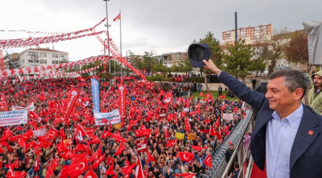 Uşak'ta yüzbinlere seslenen CHP lideri Özel'den hükümete ÇED tepkisi