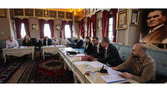 Yunusemre belediye meclisinden ABD'nin İran saldırısına ortak kınama