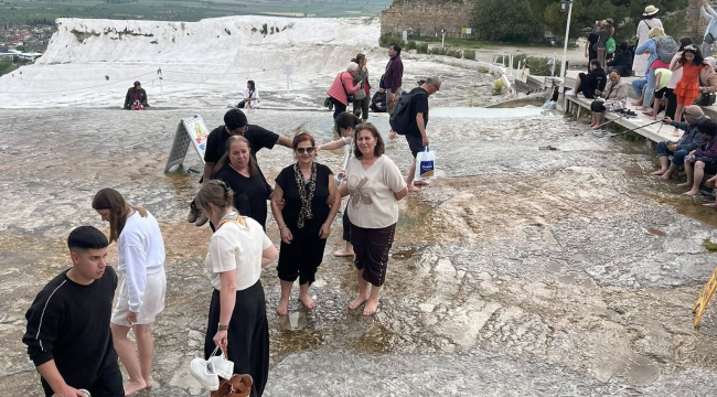 ADD Akhisar şube yönetimi Pamukkale'de.