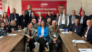Akhisar CHP ilçe yöneticilerine parti eğitimini 