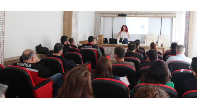 Akhisar'da zeytinyağı tadım teknikleri eğitimi