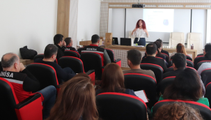 Akhisar'da zeytinyağı tadım teknikleri eğitimi