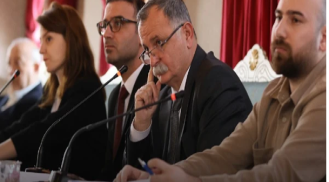 AKP ve MHP meclis üyeleri oy vermedi